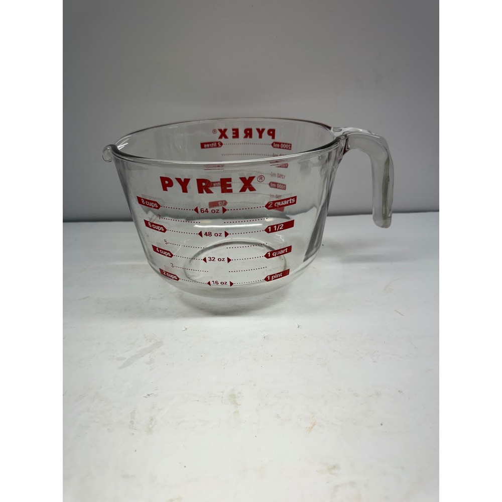 Pyrex 8 Cup 2 Quart Glass Measuring Cup with Red Lettering and Handle USA Made